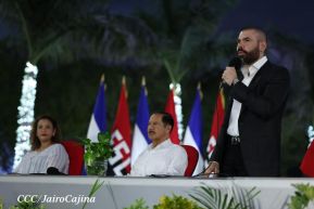 Entrega de 250 autobuses de China a cooperativas de transporte de Managua