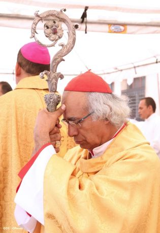 Miles de boaqueños recibieron al cardenal Leopoldo José Brenes