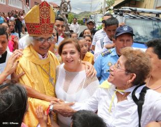 Miles de boaqueños recibieron al cardenal Leopoldo José Brenes