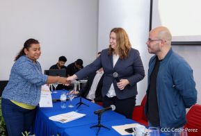 Comunicadores de la Agencia Sputnik con  Medios del Poder Ciudadano