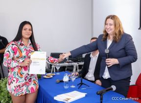 Comunicadores de la Agencia Sputnik con  Medios del Poder Ciudadano