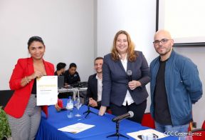 Comunicadores de la Agencia Sputnik con  Medios del Poder Ciudadano