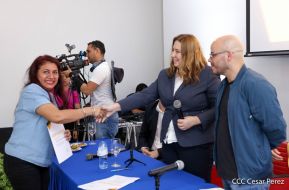 Comunicadores de la Agencia Sputnik con  Medios del Poder Ciudadano