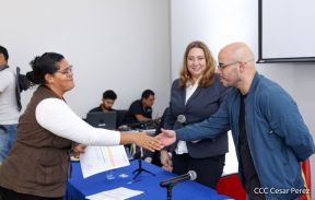 Comunicadores de la Agencia Sputnik con  Medios del Poder Ciudadano