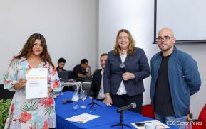 Comunicadores de la Agencia Sputnik con  Medios del Poder Ciudadano