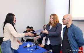 Comunicadores de la Agencia Sputnik con  Medios del Poder Ciudadano