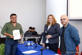 Comunicadores de la Agencia Sputnik con  Medios del Poder Ciudadano