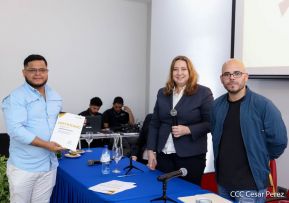 Comunicadores de la Agencia Sputnik con  Medios del Poder Ciudadano