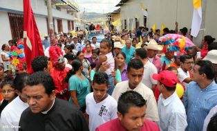 Miles de boaqueños recibieron al cardenal Leopoldo José Brenes