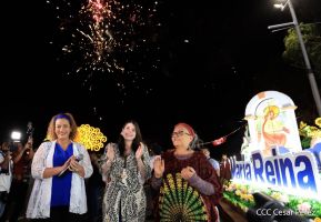 Conozca los altares en honor a la Purísima en la Avenida de Bolívar a Chávez