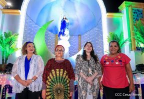 Conozca los altares en honor a la Purísima en la Avenida de Bolívar a Chávez