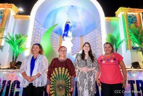 Conozca los altares en honor a la Purísima en la Avenida de Bolívar a Chávez