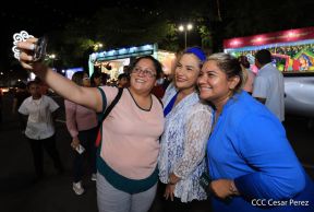 Conozca los altares en honor a la Purísima en la Avenida de Bolívar a Chávez