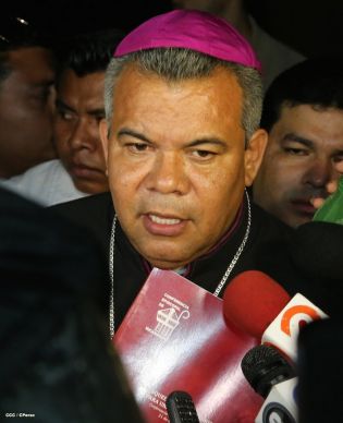 Daniel y Rosario sostienen nuevo encuentro con Conferencia Episcopal