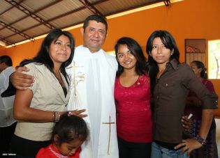 Cardenal Brenes oficia misa en honor a María Auxiliadora