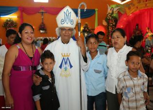 Cardenal Brenes oficia misa en honor a María Auxiliadora