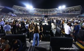 Concierto de Luis Miguel en el Estadio Nacional Soberanía de Managua