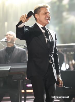 Concierto de Luis Miguel en el Estadio Nacional Soberanía de Managua