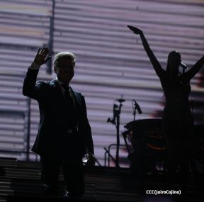 Concierto de Luis Miguel en el Estadio Nacional Soberanía de Managua