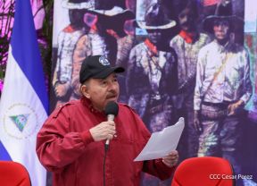 Acto en conmemoración al Tránsito a la Inmortalidad de Augusto C. Sandino