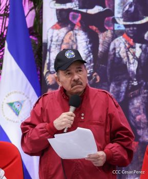 Acto en conmemoración al Tránsito a la Inmortalidad de Augusto C. Sandino