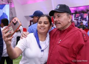 Acto en conmemoración al Tránsito a la Inmortalidad de Augusto C. Sandino