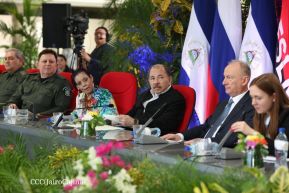 Comandante Daniel y Compañera Rosario en encuentro con el  General Nikolai Patrushev