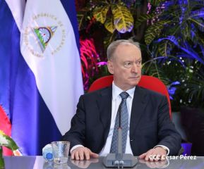 Comandante Daniel y Compañera Rosario en encuentro con el  General Nikolai Patrushev