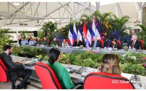 Comandante Daniel y Compañera Rosario en encuentro con el  General Nikolai Patrushev