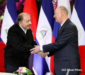 Comandante Daniel y Compañera Rosario en encuentro con el  General Nikolai Patrushev