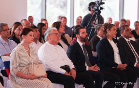 Firma de libro de condolencias en Nicaragua por las víctimas del atentado terrorista en Rusia