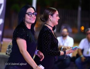 Así disfrutando los nicaragüenses del concierto de Carlos Rivera 