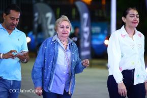 Así disfrutando los nicaragüenses del concierto de Carlos Rivera 