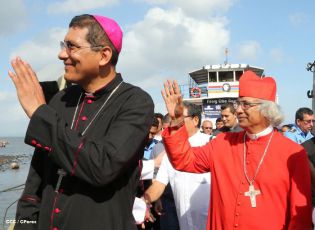 Familias de Ometepe reciben visita del Cardenal Leopoldo Brenes 