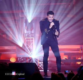 Así disfrutando los nicaragüenses del concierto de Carlos Rivera 