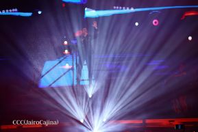 Así disfrutando los nicaragüenses del concierto de Carlos Rivera 