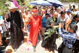 Familias de Ometepe reciben visita del Cardenal Leopoldo Brenes 