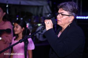 Vigilia en celebración de los aniversarios de Ríos de Agua Viva y Radio Maranatha