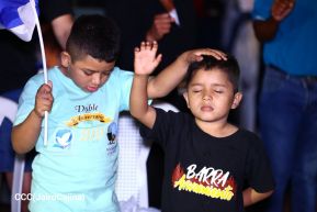 Vigilia en celebración de los aniversarios de Ríos de Agua Viva y Radio Maranatha