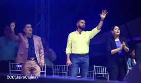 Vigilia en celebración de los aniversarios de Ríos de Agua Viva y Radio Maranatha