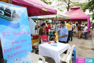 Exquisiteces chinandeganas deleitan a familias en la Avenida de Bolívar a Chávez