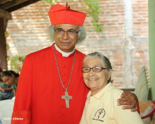 Pueblo católico de El Sauce recibe con júbilo al Cardenal Brenes