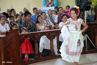 Pueblo católico de El Sauce recibe con júbilo al Cardenal Brenes