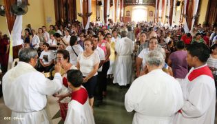 Pueblo católico de El Sauce recibe con júbilo al Cardenal Brenes