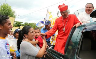 Pueblo católico de El Sauce recibe con júbilo al Cardenal Brenes