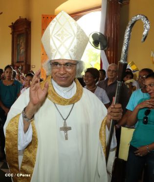 Pueblo católico de El Sauce recibe con júbilo al Cardenal Brenes