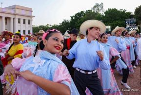 Realizan acto en conmemoración del 129 aniversario del natalicio de nuestro Valiente General Augusto Sandino