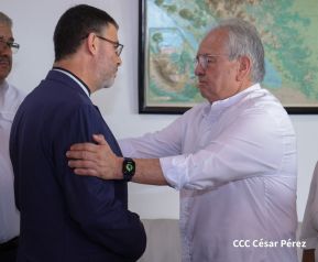 Firma del Libro de Condolencias por el fallecimiento del Presidente de Irán Ebrahim Raisi y su Comitiva