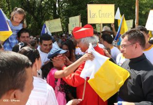 Pueblo católico de El Sauce recibe con júbilo al Cardenal Brenes