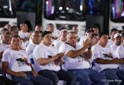 Acto en celebración acto de la entrega de buses de China a transportistas de Managua